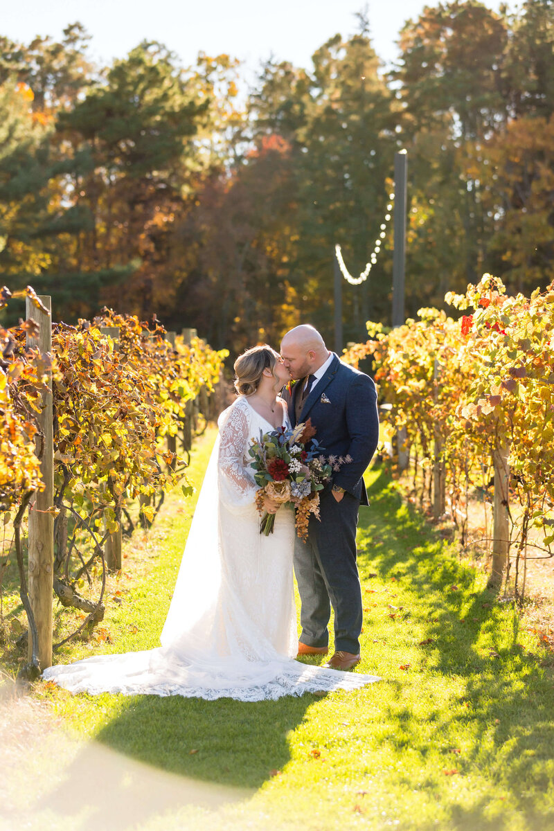 nj wedding photographer robin holding camera