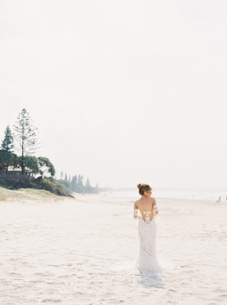 Byron Bay Wedding Photographer Sheri McMahon - Oh Flora Workshop on Fine Art Film - Romantic Spring Wedding Ideas -00039