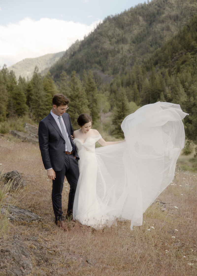 White-Raven-Wedding-Photos-Missoula-2865