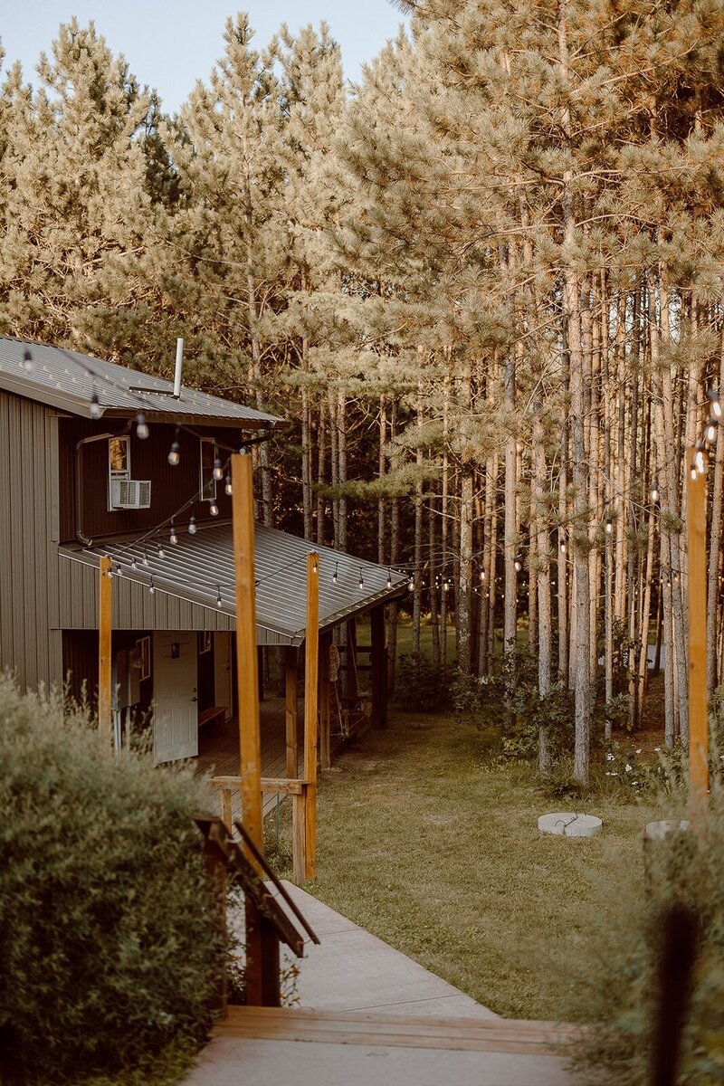 burlap-and-bells-wisconsin-wedding-venue-40