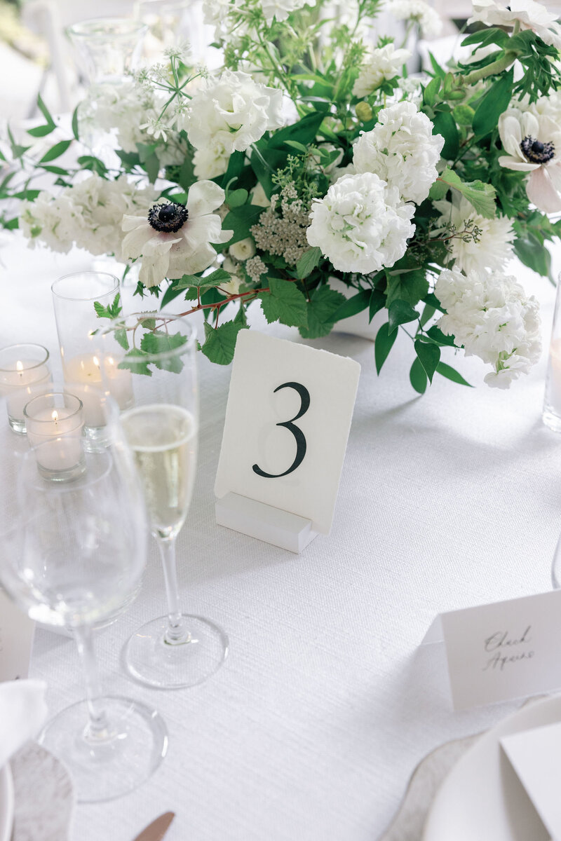 White-and-Green-Chateau-Lill-Wedding-Flora-Nova-Design-Seattle-00057