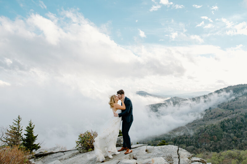 Hiking elopement photo in North Carolina by Elopements by Erin