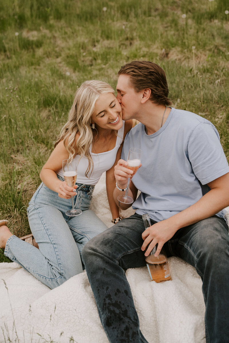 summer picnic engagement photos in minnesota-227