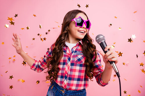 I deliver engaging keynotes, workshops, and seminars that leave a lasting impact on audiences of all backgrounds. Whether you're a parent, educator, or community leader, prepare to be inspired and equipped with practical strategies for fostering resilience, confidence, and leadership skills in tweens.