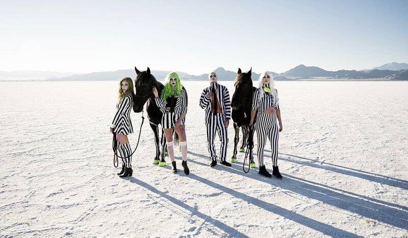 Beetle_Juice_Halloween_Salt_Flats_becca_photo-23