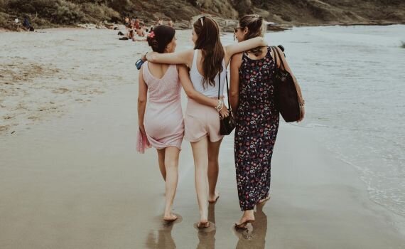 rebel-heart-circle-three-friends-540w