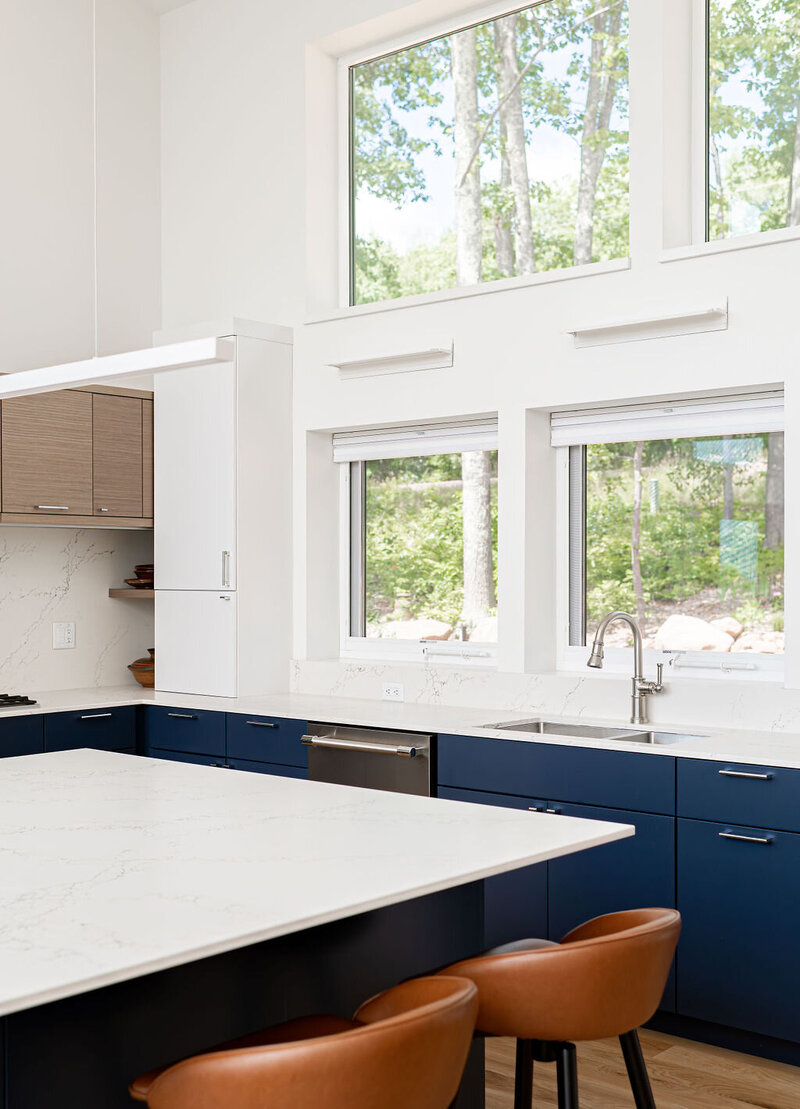 modern-scandinavian-kitchen-island-02