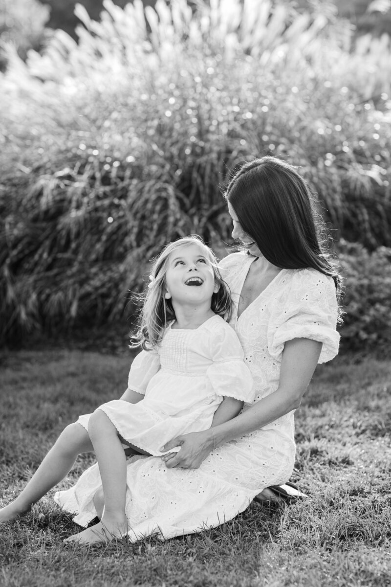 Meg Miller Photography Family Lifestyle Newborn Maternity Wedding Photographer Connecticut New York East Coast Destination Beach City Classic Timeless Photo Photos3