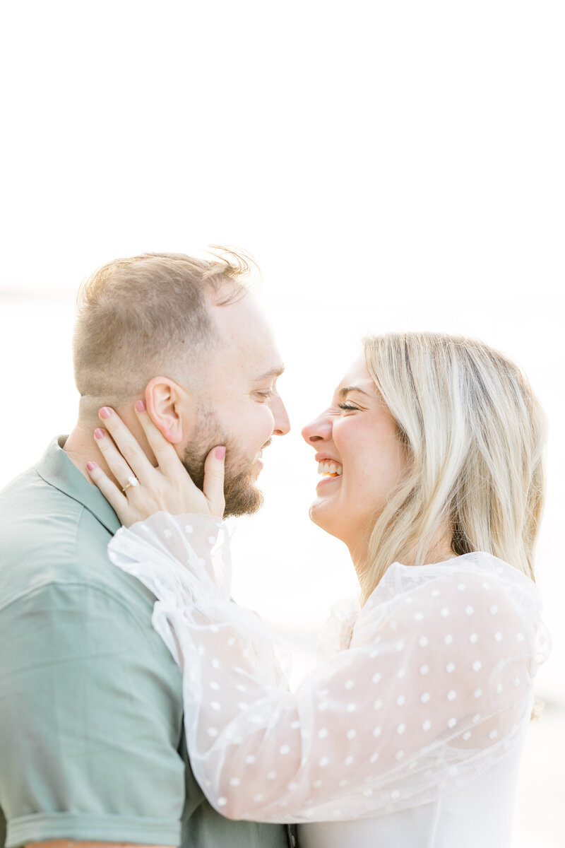 kelsee-risler-photographer-new-york-eli-alyssa-beach-engagement12