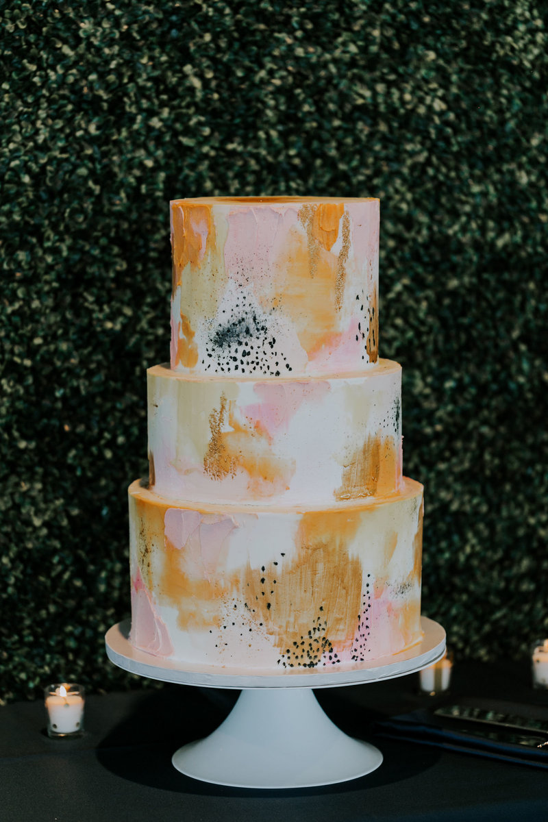 handpainted wedding cake