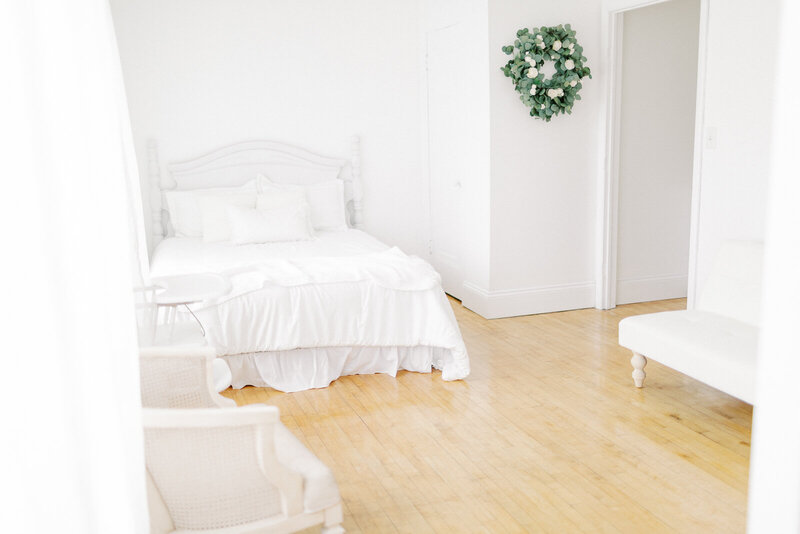 Newborn Photography Studio near Cleveland and Akron Ohio