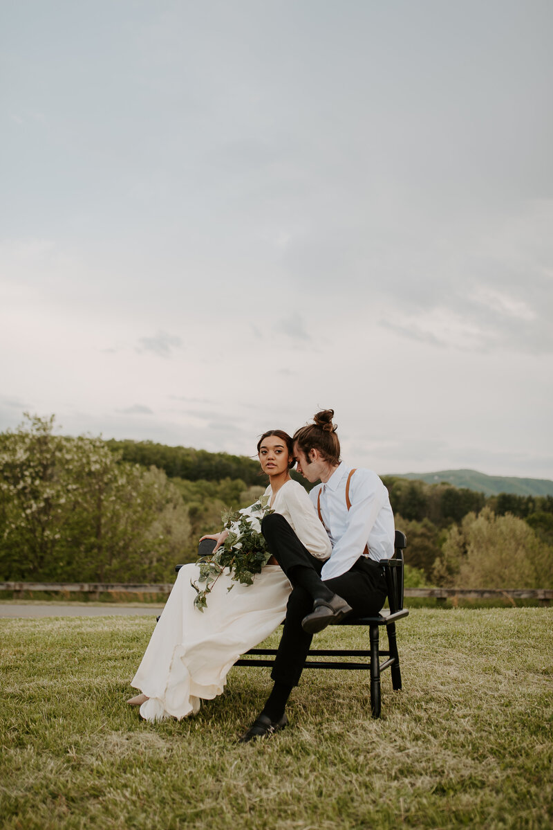 summer, boho elopement on the blue ridge parkway in roanoke virginia at golden hour