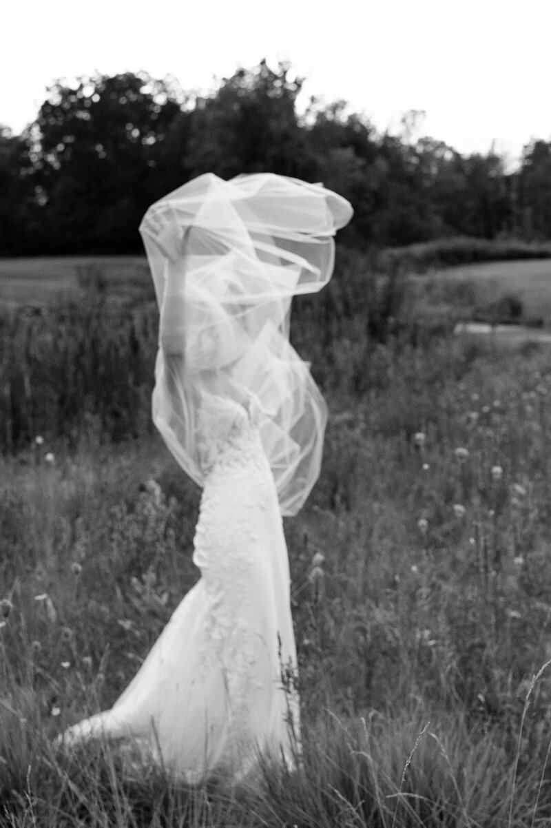 saratoga national wedding photographer for couples planning their wedding in saratoga springs