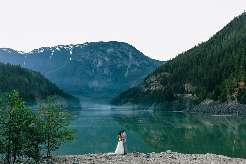 Diablo-Lake-North-Cascades-National-Park-elopement-4