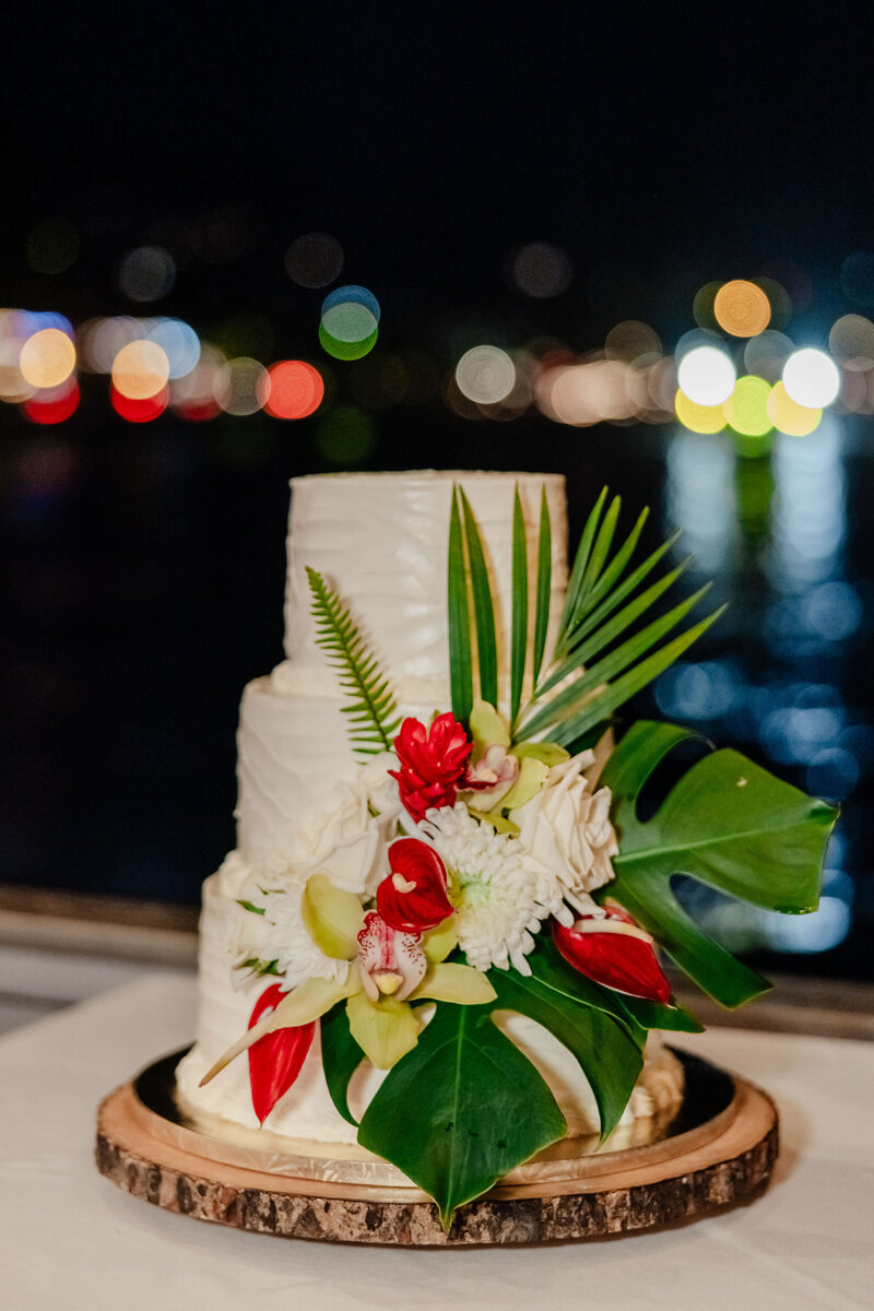 Papa-Kona-Wedding-oceanfront-venue (69)