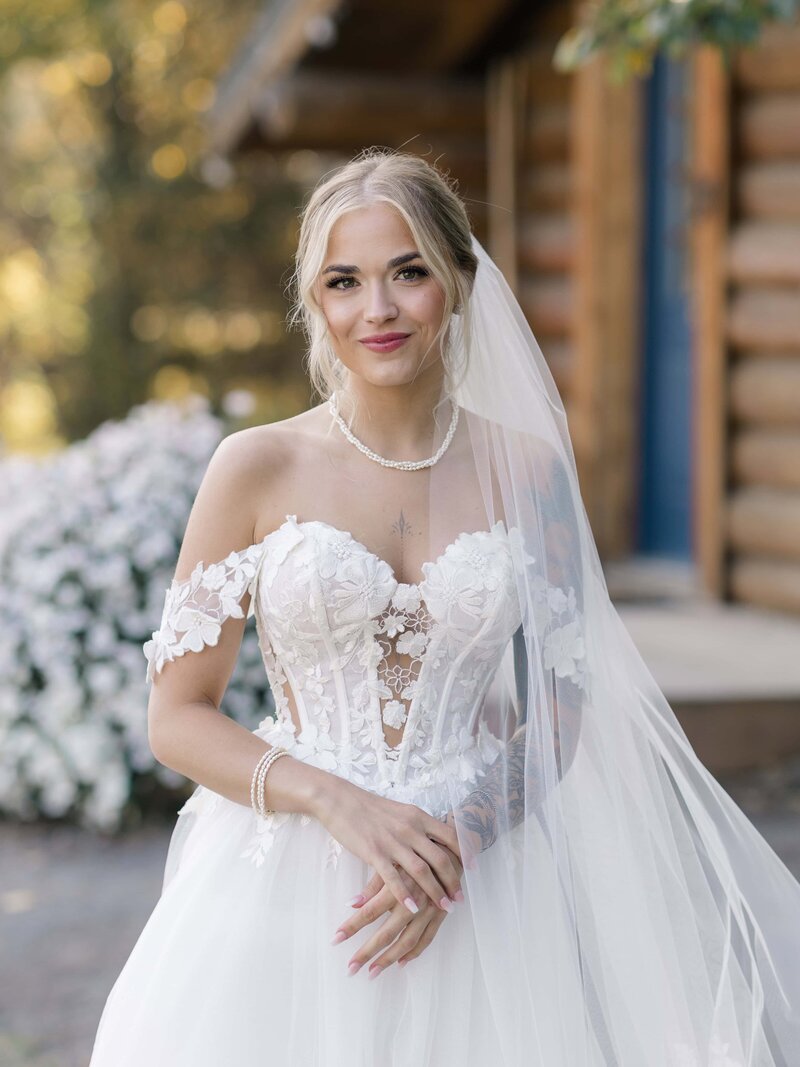 Edmonton Wedding Photos - Pine and Pond Wedding Venue (83)