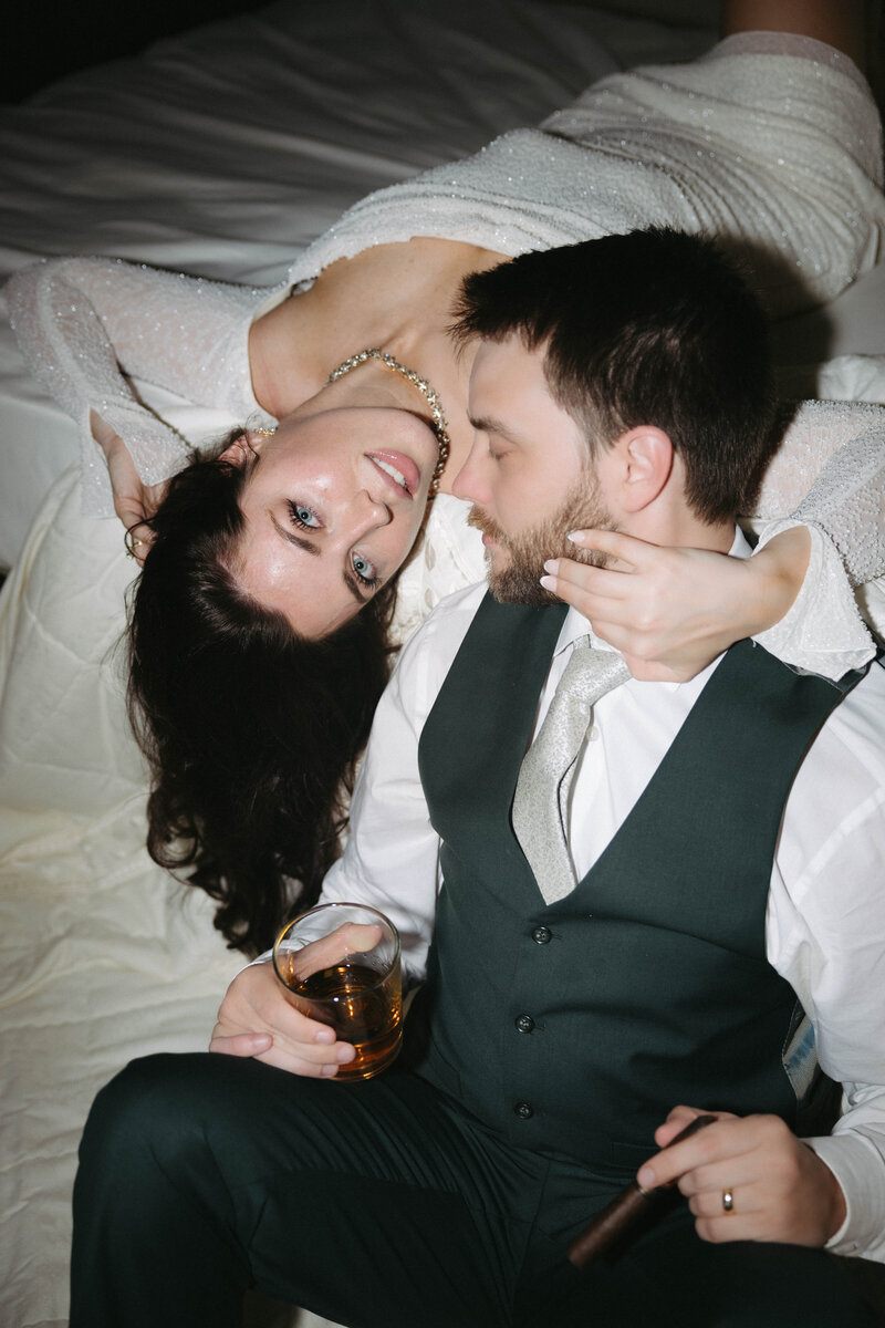 Intimate unique wedding photography on flash, flash wedding photography 