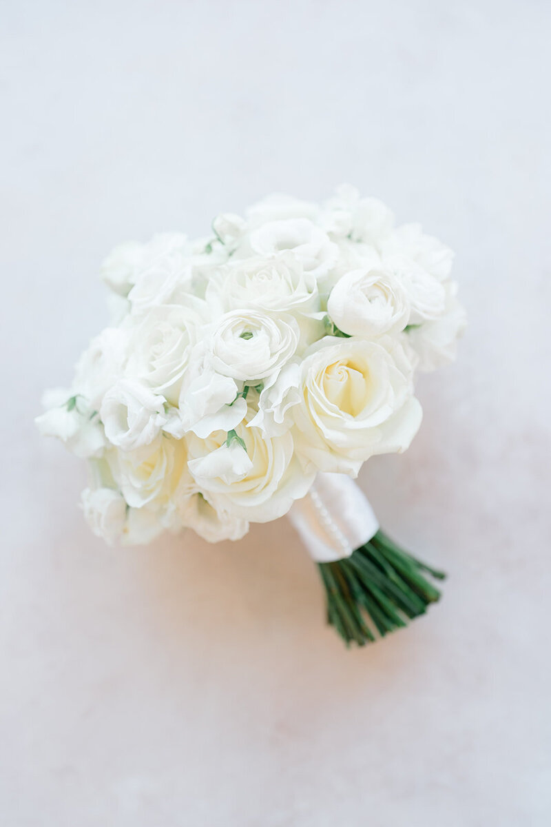 New Jersey wedding classic bride bouquet