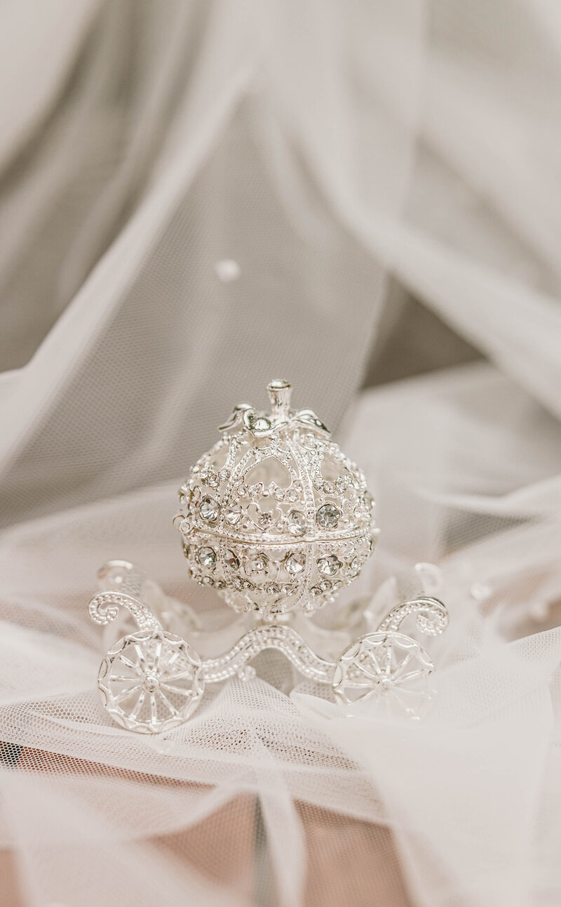 2-A&J - Wedding - Castle Farms - Michigan Wedding Photographer