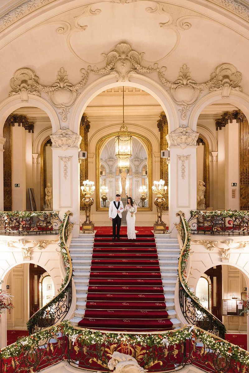 Preciosa foto de boda en el Real Casino de Madrid