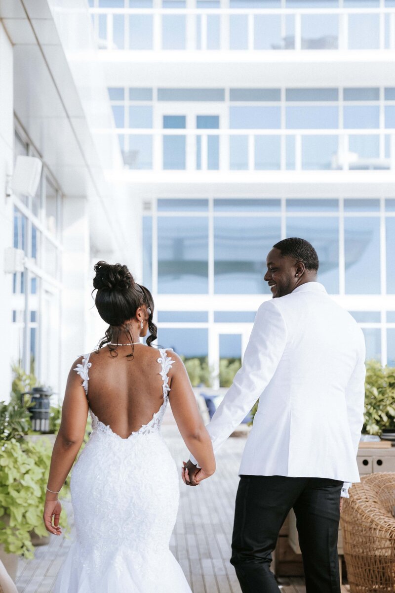 Bride and groom first dance | JW Marriott Bonnet Creek Orlando Wedding | Photos by Phavy Photography | St Augustine Wedding Photographer