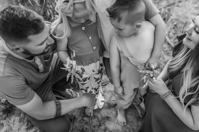 Family gathers flowers in this portrait in Kansas City