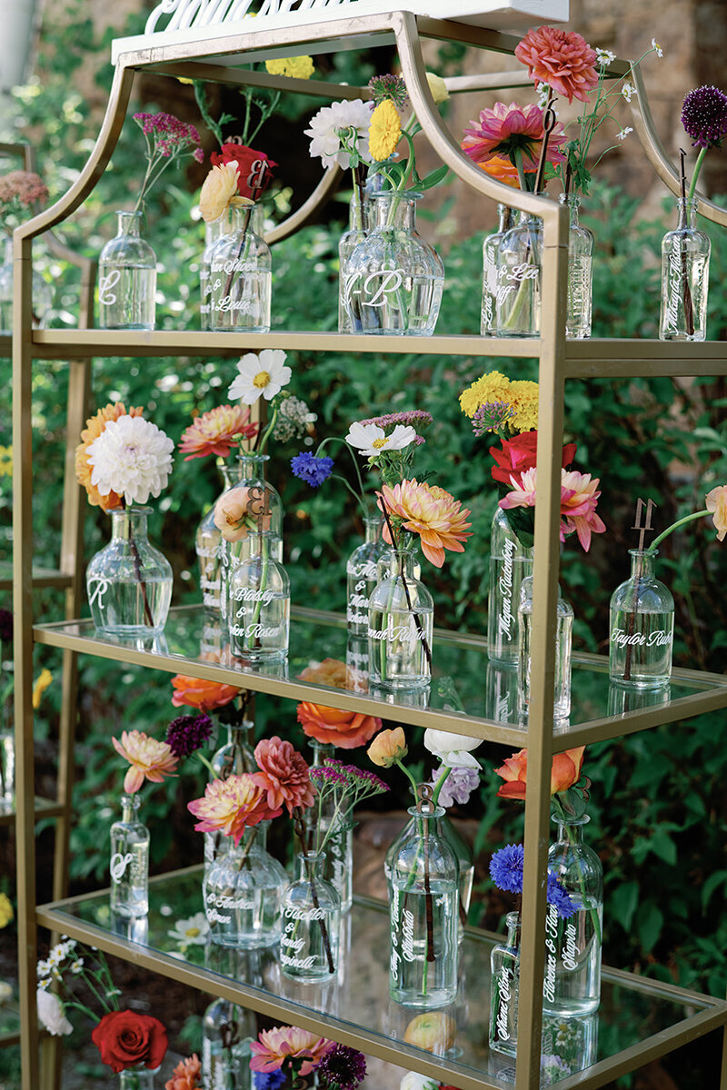 Bud Vase Flower Escort card display