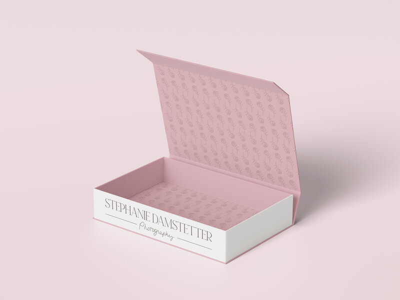 Stephanie_Folding_Box_Mockup_4