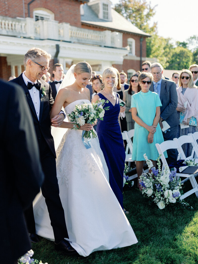 37 Newenglandweddingceremony