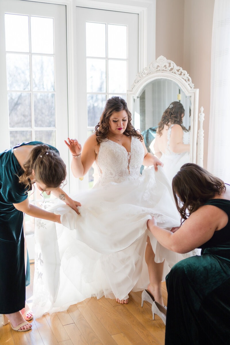 Wedding-Preparations_Harrisburg-Hershey-Lancaster-Wedding-Photographer_Photography-by-Erin-Leigh_0039