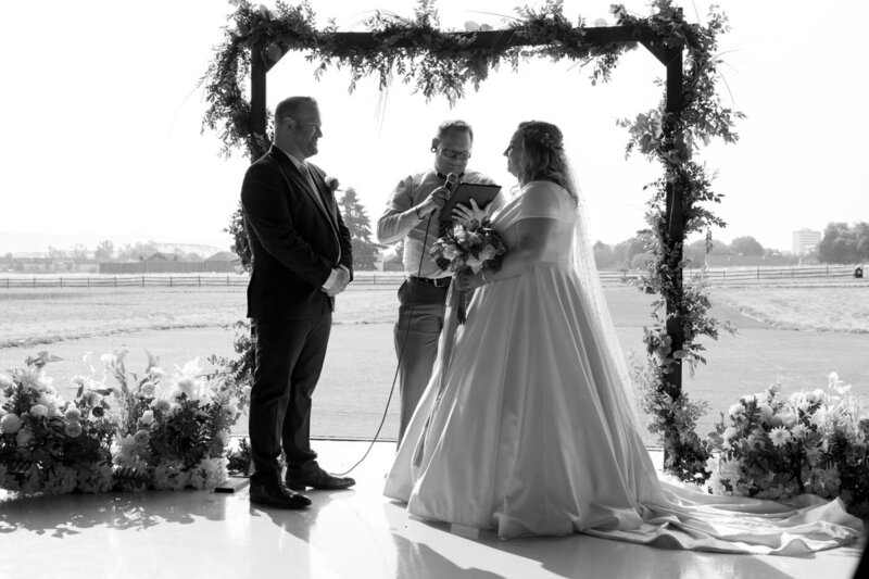 classic-and-documentary-style-wedding-photography-303