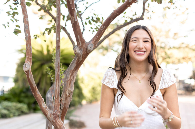 Hailey-218