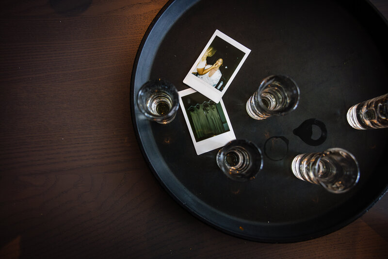 Plateau de shooters et photo - Préparation de la mariée