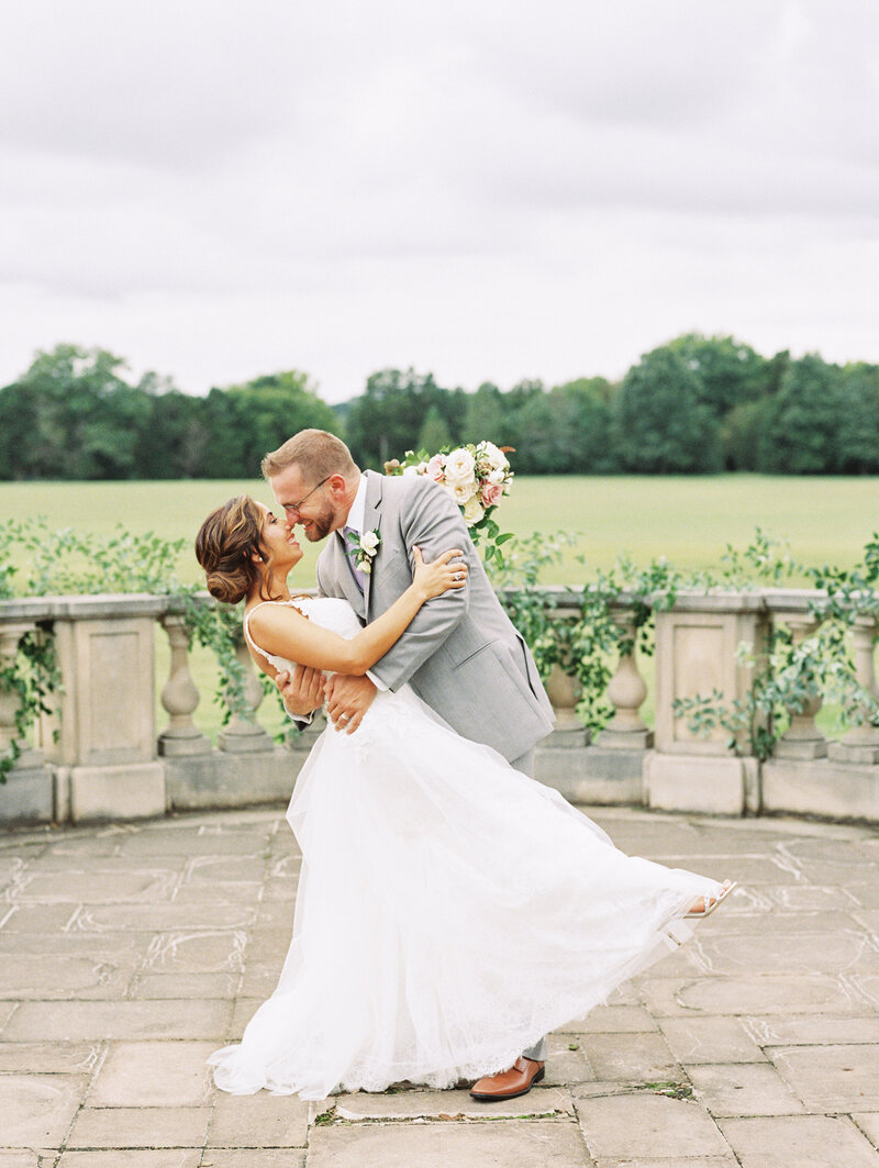 great marsh estate wedding with stationery by liz theal designs