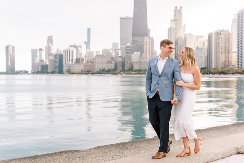 Chicago-IL-North-Avenue-Beach-engagement