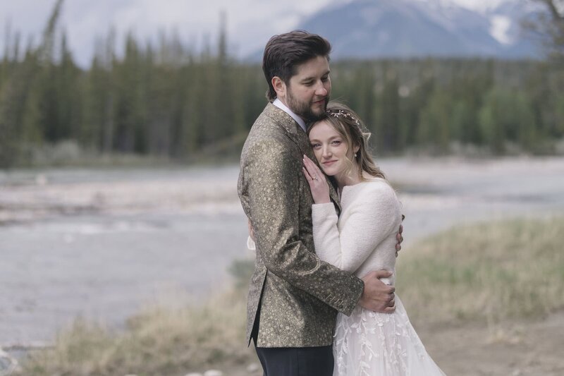Timeless Tales Creatives - Fine Art Documentary Wedding Photographers in Banff - Banff Springs Golf Course Wedding (43)