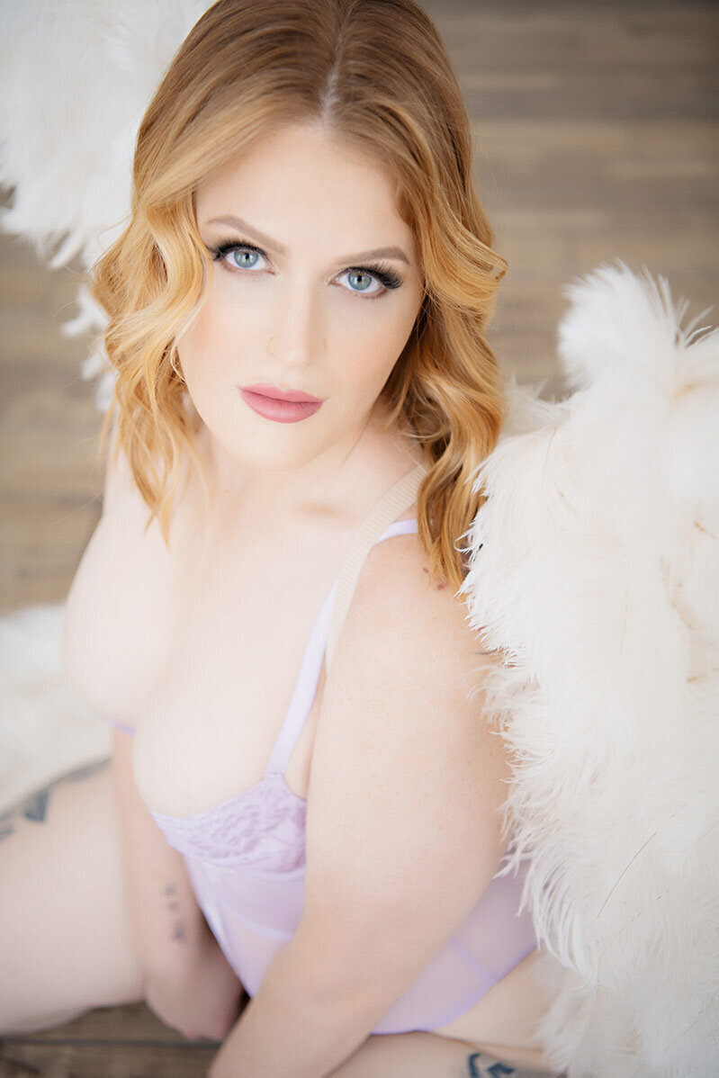 luxury-boudoir-wings-props-delaware