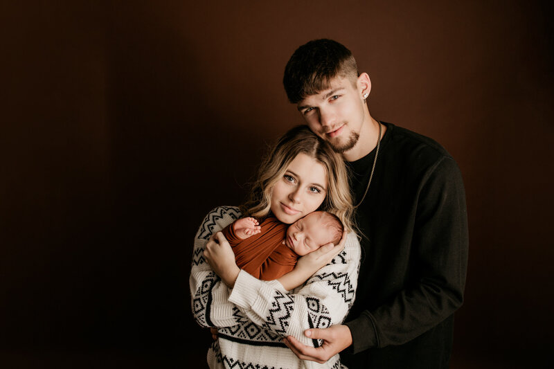 family newborn pictures Indiana