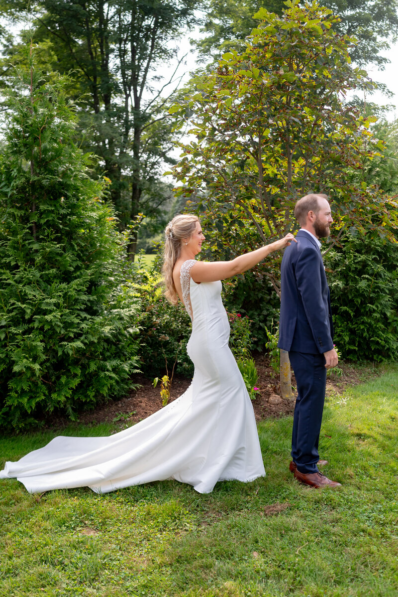 Alena-Zach_WeddingPreviews_18