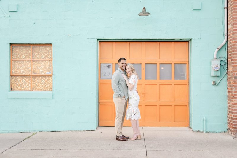 engagement-photos-in-short-north-at-goodale-park-in-downtown-columbus-ohio_1092