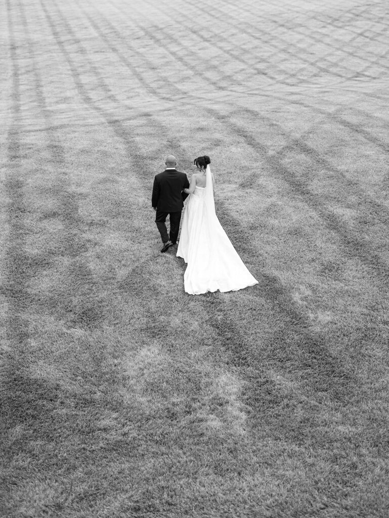 Modern Industrial Wedding at The Bond Events in York, PA, image size:769x1024
