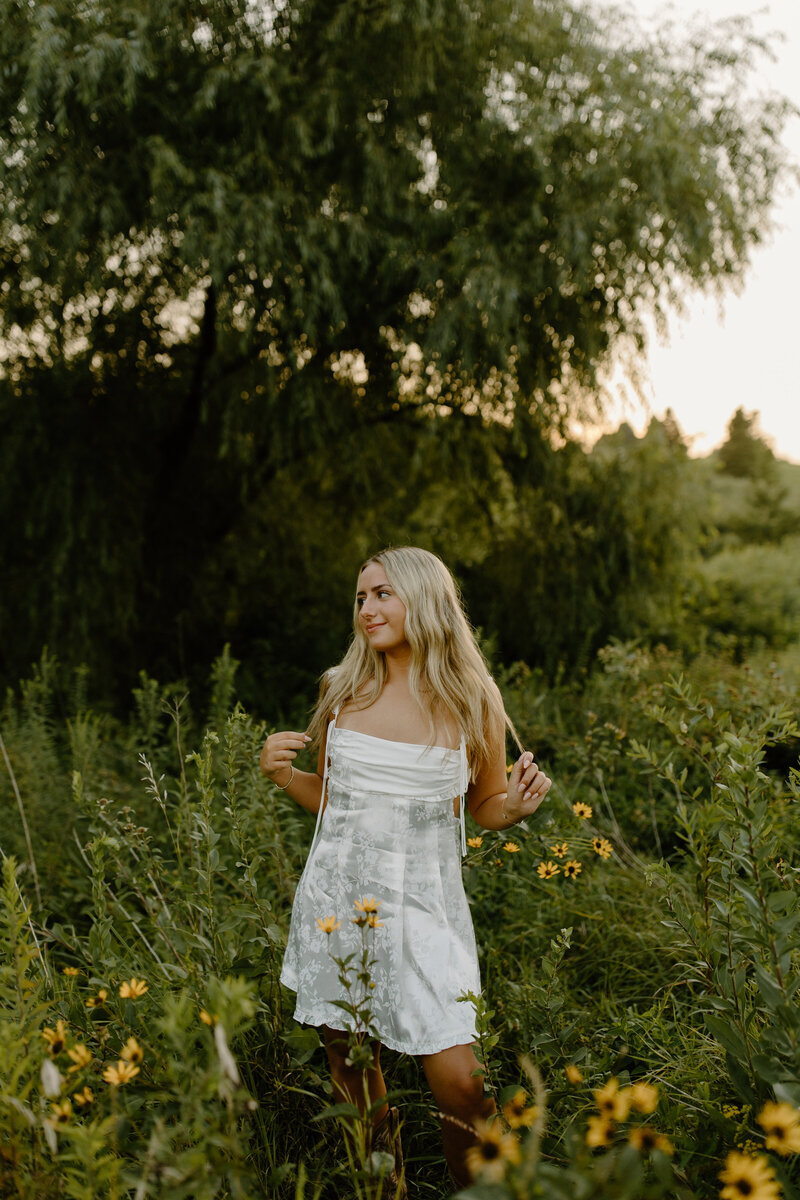 sunset senior photots in des moines iowa