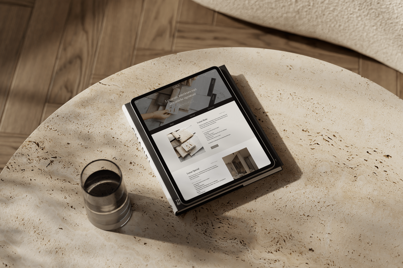 Luxus Interior design service website pagina op ipad