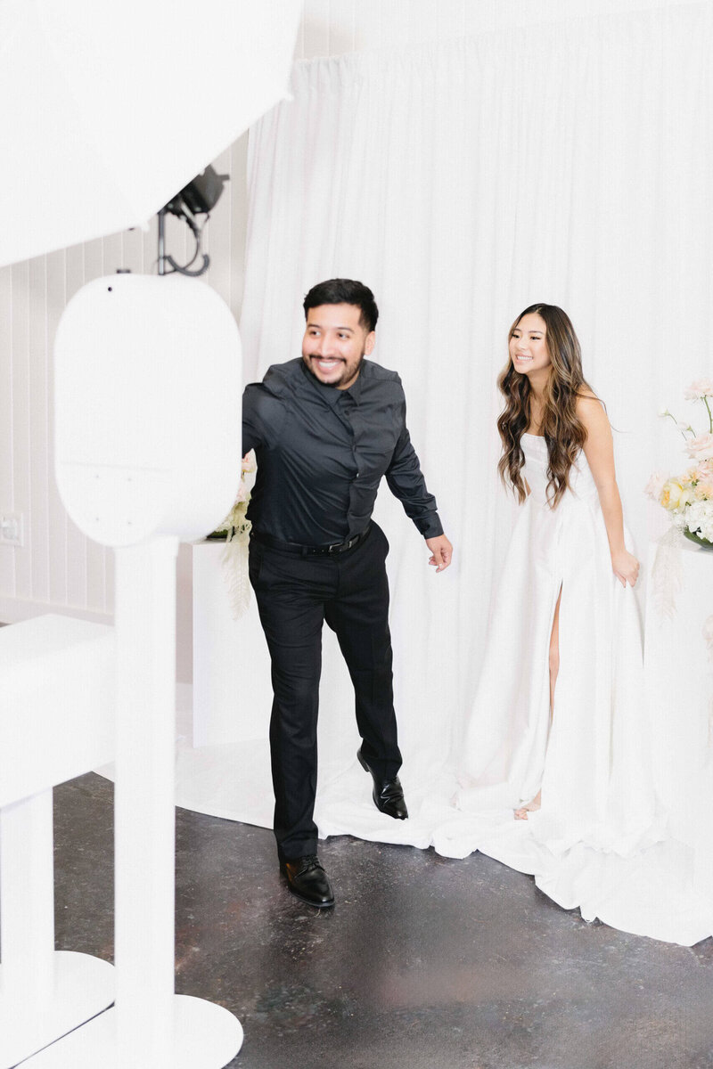 14_Wildflower_Wedding_Booth_Stock-scaled
