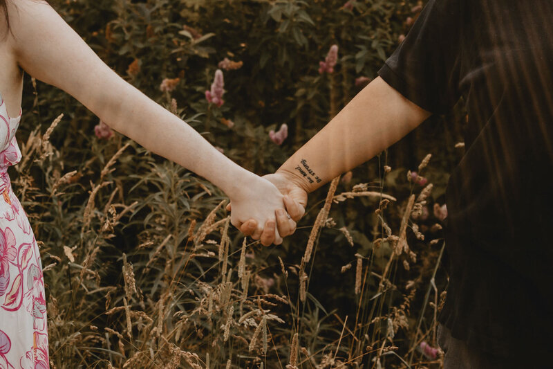 Coquitlam-Vancouver-Couples-PhotographerBelle-Cass-Mundy-Park-71
