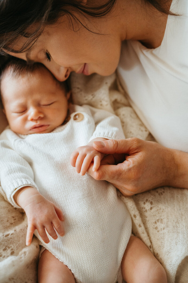 for-love-and-light-perth-newborn-photographer-74jpg
