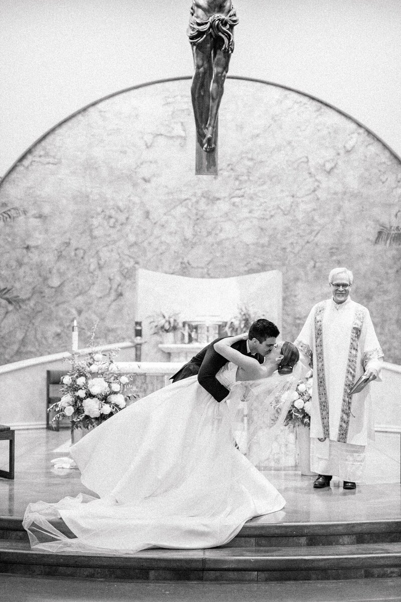 Nataly Hernandez Photography | SoCal Wedding Photographer | Destination Wedding Photographer | Film | Luxury | High end_0093