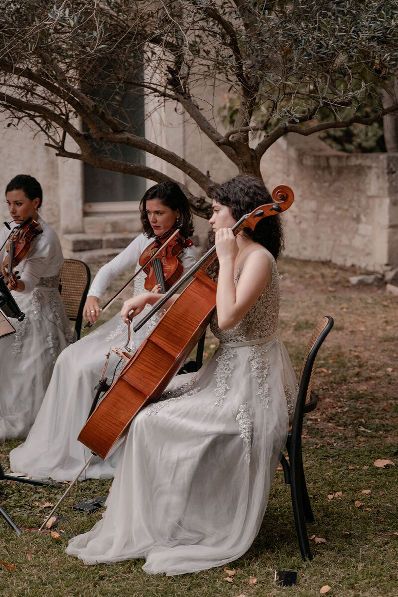 Flora_And_Grace_Provence_Editorial_Wedding_Photographer-73