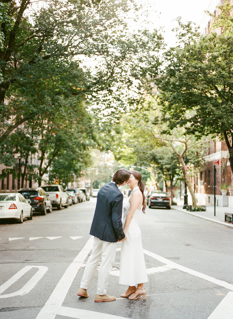 bo_shim_new_york_fine_art_luxury_wedding_editorial_photographer_engagement_west_village_ny-14