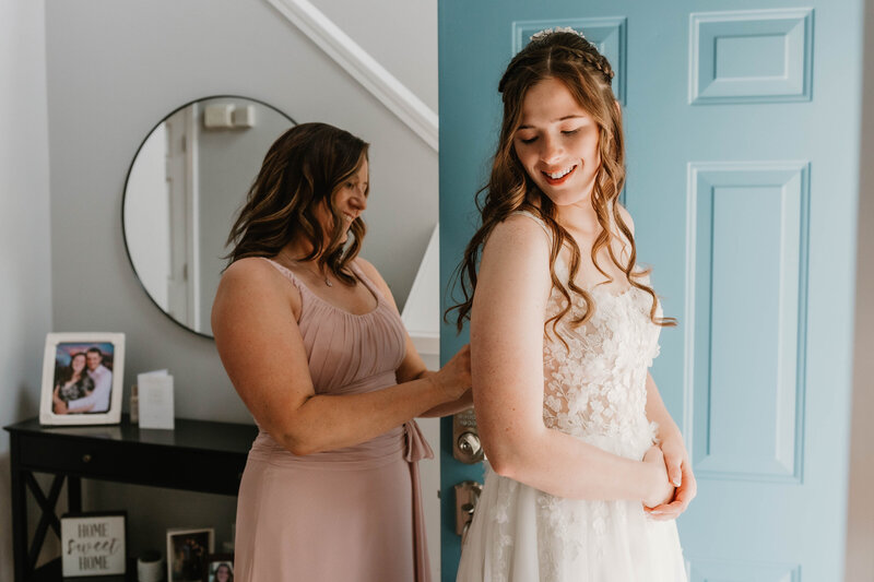 10-Makayla and Phillip - Wedding - Ann Arbor Michigan Photographer - Waldenwoods Howell